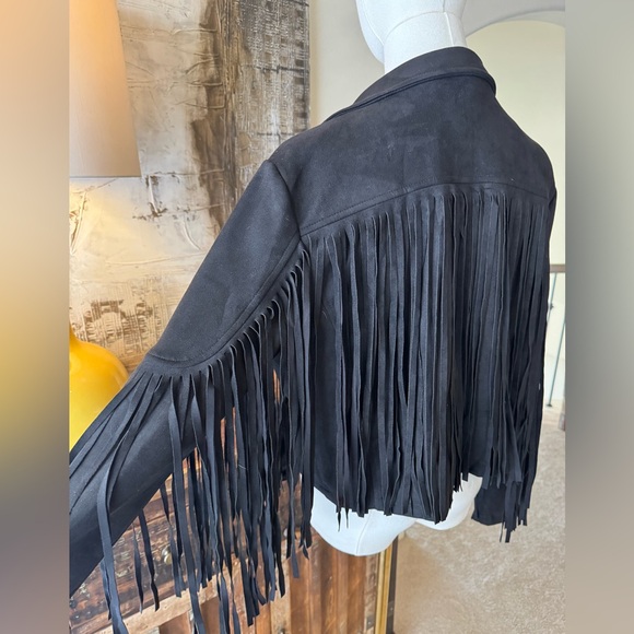 NWT Black Faux Suede Fringe Women's Jacket - size M - Picture 7 of 10